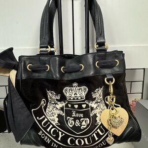 VINTAGE Juicy Couture Black Daydreamer Tote